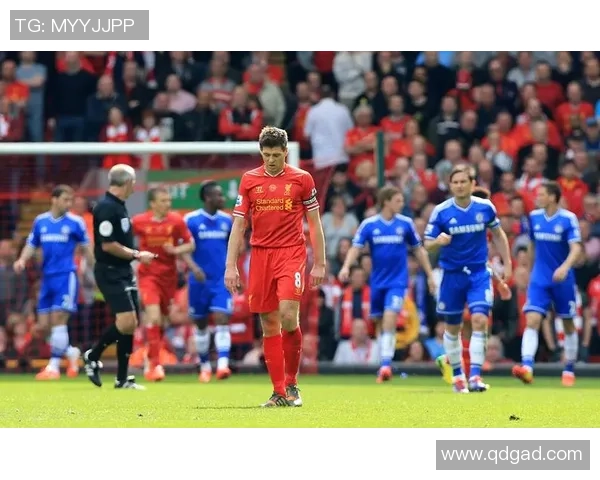 马尔蒂斯足球明星的崛起与传奇旅程揭秘